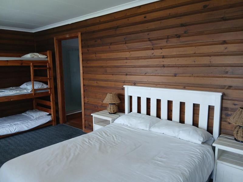 6 Bedroom Property for Sale in Reebok Western Cape